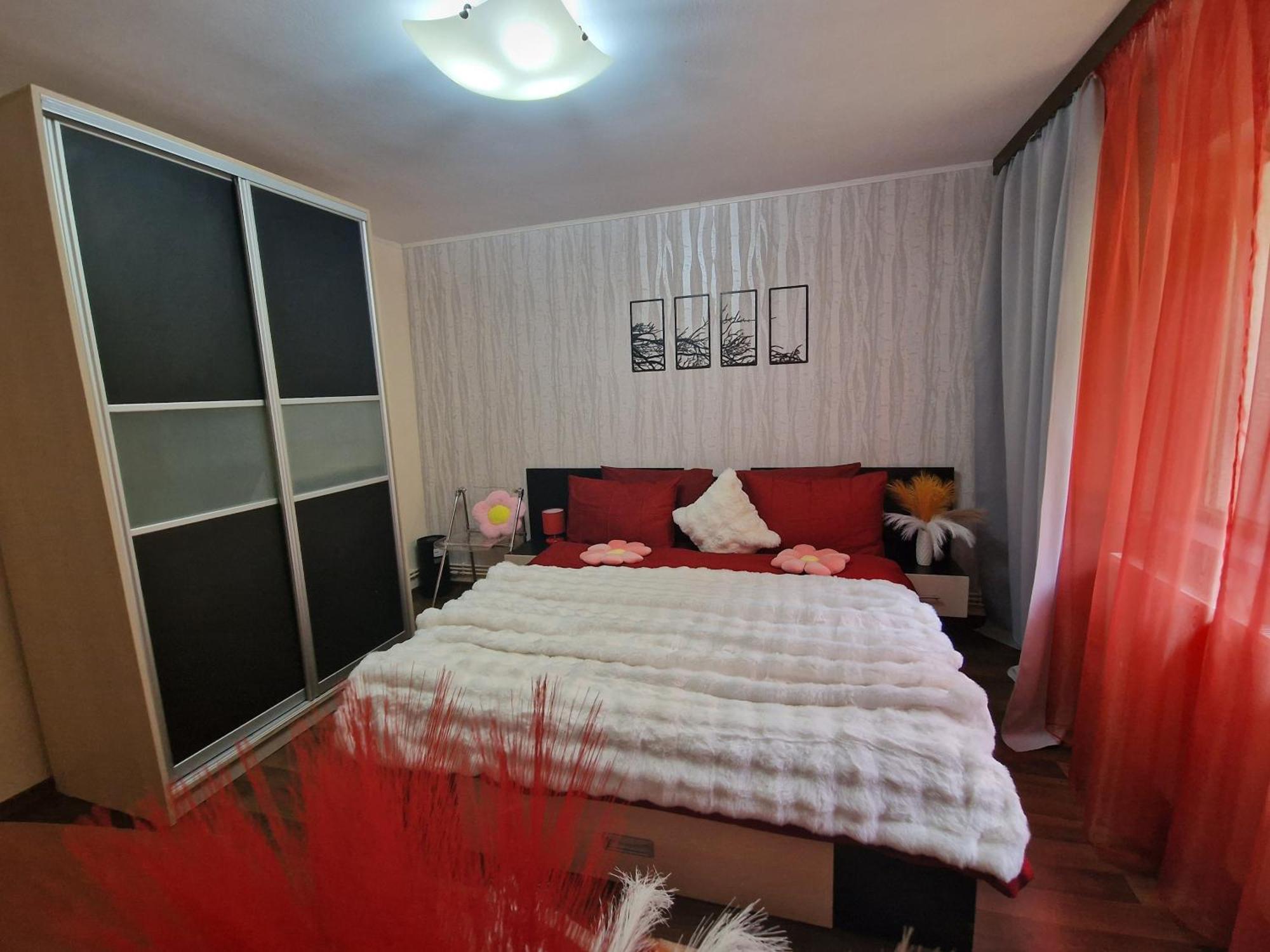 Apartament Red & Yellow Slănic-Moldova Eksteriør bilde